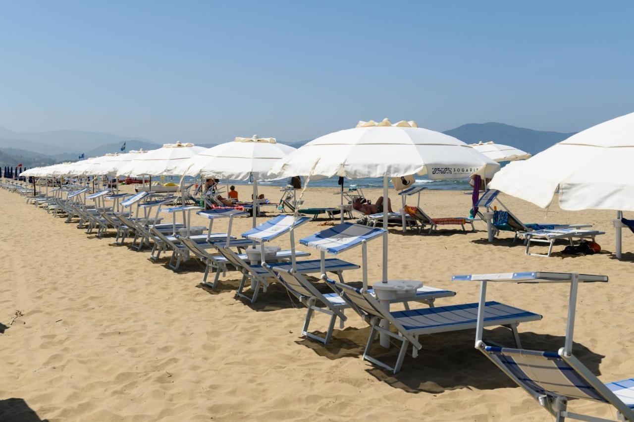 Hotel Sogaris Paestum Exterior photo